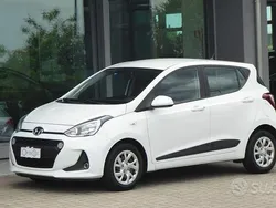 Bianco Usata 2018 Hyundai i10 Classic Due volumi | 8950 € (Buon prezzo)
