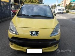 Giallo Usata 2005 Peugeot 1007 Monovolume | 1600 € (Buon prezzo)