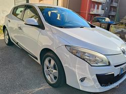 Usata 2009 Renault Mégane III Luxe Tre volumi | 2700 € (Ottimo prezzo)