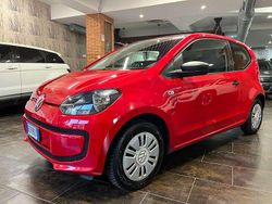 Rosso Usata 2015 VW up! Move Due volumi | 6190 € (Buon prezzo)