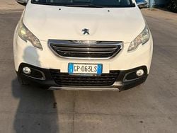 Bianco Usata 2013 Peugeot 2008 SUV | 5999 € (Buon prezzo)
