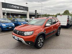 Arancione Usata 2024 Dacia Duster Prestige SUV | 15.500 € (Ottimo prezzo)