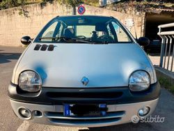 Grigio Usata 1999 Renault Twingo Due volumi | 2200 € (Molto cara)