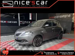Grigio Usata 2022 Lancia Ypsilon Silver Due volumi | 10.400 € (Ottimo prezzo)