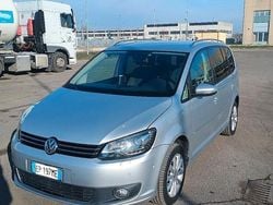 Grigio Usata 2012 VW Touran Highline Monovolume | 5300 € (Cara)