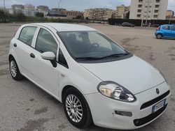 Usata 2017 Fiat Punto Tre volumi | 5900 €