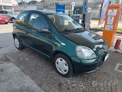 Verde Usata 2002 Toyota Yaris Station wagon | 2200 € (Ottimo prezzo)