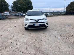 Bianco Usata 2016 Toyota RAV4 Active SUV | 10.950 € (Ottimo prezzo)