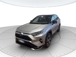 Grigio metall. Usata 2021 Toyota RAV4 Hybrid Style SUV | 35.250 € (Buon prezzo)