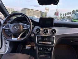 Bianco Usata 2018 Mercedes GLA200 Premium SUV | 23.000 € (Buon prezzo)