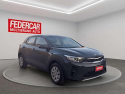 Grigio Usata 2022 Kia Stonic Urban SUV | 12.900 € (Buon prezzo)