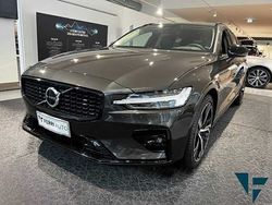Grigio Usata 2024 Volvo V60 Station wagon | 43.900 € (Molto cara)