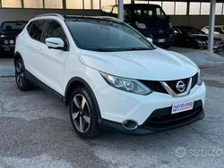 Bianco Usata 2015 Nissan Qashqai SUV | 13.490 € (Cara)
