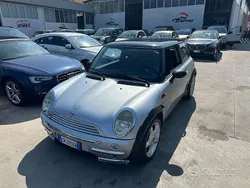 Grigio Usata 2003 Mini Cooper Due volumi | 2700 € (Ottimo prezzo)