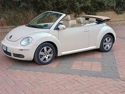 Usata 2008 VW Beetle Cabrio | 8000 € (Molto cara)