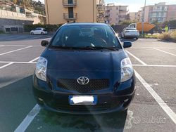 Blu Usata 2006 Toyota Yaris Due volumi | 2500 €