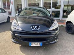 Nero Usata 2008 Peugeot 207 Tre volumi | 2500 € (Buon prezzo)