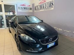 Nero Usata 2015 Volvo V40 Tre volumi | 8500 € (Ottimo prezzo)