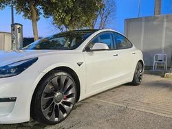 Bianco Usata 2021 Tesla Model 3 Performance Tre volumi | 28.900 € (Buon prezzo)
