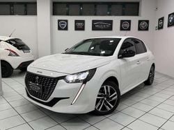 Other Usata 2022 Peugeot 208 Allure Due volumi | 14.290 € (Buon prezzo)