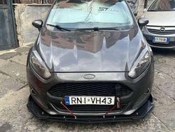 Usata 2017 Ford Fiesta Tre volumi | 6199 € (Buon prezzo)