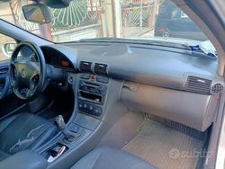 Grigio Usata 2003 Mercedes C270 Tre volumi | 3500 €