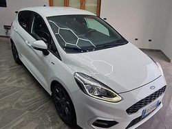 Bianco Usata 2018 Ford Fiesta ST-Line Tre volumi | 11.400 € (Buon prezzo)