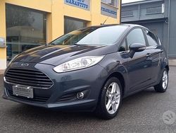 Grigio medio metallizzato Usata 2014 Ford Fiesta Titanium Due volumi | 8990 € (Cara)