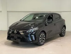 Nero Nuova 2024 Mitsubishi Colt Invite Due volumi | 18.900 € (Buon prezzo)