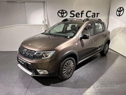 Marrone Usata 2019 Dacia Sandero Stepway Tre volumi | 9900 € (Buon prezzo)