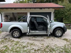 Usata 2006 Nissan Navara Pick-up | 9500 € (Ottimo prezzo)