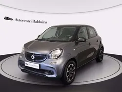 Grigio indyum/tetto nero Usata 2017 Smart ForFour Passion Tre volumi | 13.500 € (Buon prezzo)