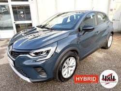 Grigio scuro Usata 2022 Renault Captur Zen SUV | 14.950 € (Super prezzo)