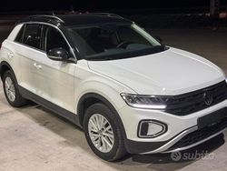 Bianco Usata 2022 VW T-Roc SUV | 27.000 € (Molto cara)