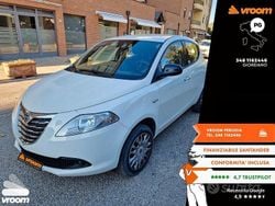 Usata 2013 Lancia Ypsilon Due volumi | 3490 € (Ottimo prezzo)