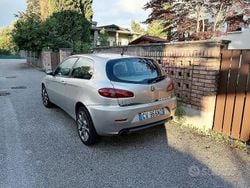 Grigio Usata 2005 Alfa Romeo 147 Due volumi | 1600 € (Buon prezzo)