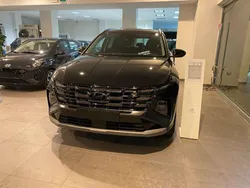 Abyss black peral Nuova 2025 Hyundai Tucson SUV | 33.500 € (Buon prezzo)