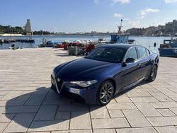 Blu/azzurro Usata 2017 Alfa Romeo Giulia Super Tre volumi | 15.500 € (Buon prezzo)
