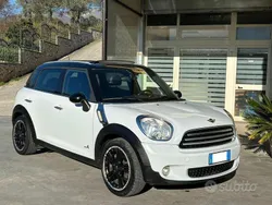 Usata 2010 Mini Countryman SUV | 8000 € (Cara)