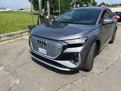 Grigio Usata 2022 Audi Q4 Sportback e-tron S-Line SUV | 47.000 € (Buon prezzo)