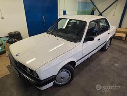 Bianco Usata 1988 BMW 324 Tre volumi | 17.900 €
