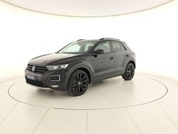 Deep black perleffekt Usata 2021 VW T-Roc Edition SUV | 32.200 € (Cara)