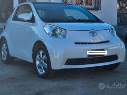 Bianco Usata 2010 Toyota iQ Due volumi | 7900 €