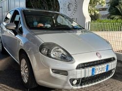 Grigio Usata 2013 Fiat Grande Punto S Due volumi | 4500 € (Buon prezzo)