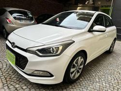 Bianco Usata 2016 Hyundai i20 Due volumi | 7600 € (Buon prezzo)