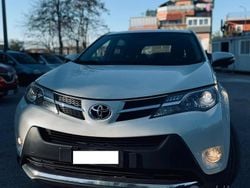 Bianco Usata 2014 Toyota RAV4 Style Station wagon | 10.000 € (Buon prezzo)