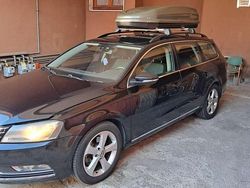Usata 2011 VW Passat Highline Tre volumi | 5000 € (Buon prezzo)
