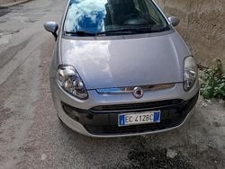 Usata 2010 Fiat Grande Punto Due volumi | 2500 € (Ottimo prezzo)