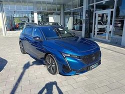 Blu Nuova 2025 Peugeot 308 GT Tre volumi | 28.990 € (Buon prezzo)