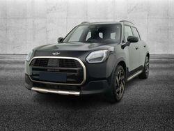 Nero Usata 2024 Mini Cooper Countryman Favoured SUV | 40.950 € (Buon prezzo)